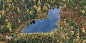 Neitokainen Kittilässä on Suomen muotoinen järvi